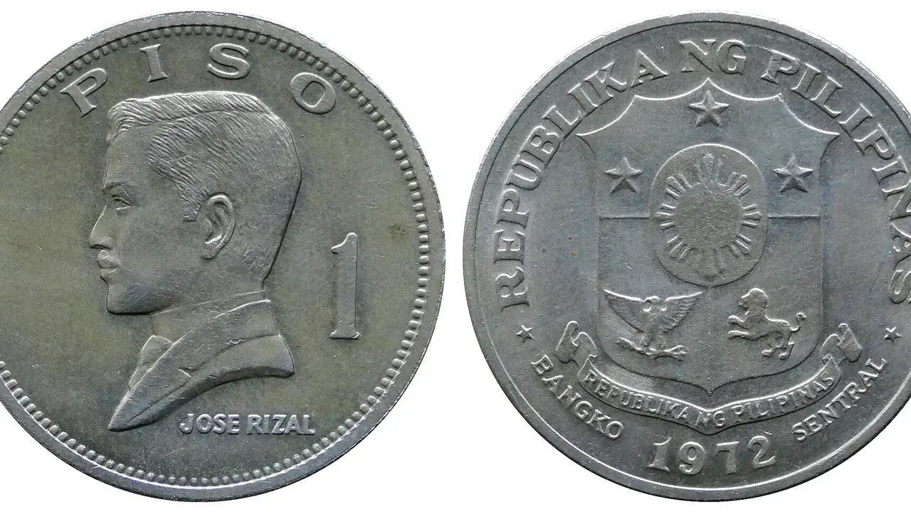 A Philippine one-piso coin
